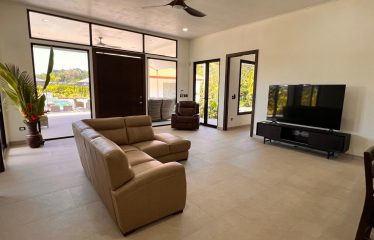 LANDSCAPE PROPERTY WITH POOL AND GUEST HOUSE CASA BLANCA, IN MATAPALO – 1.23 ACRES