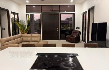 LANDSCAPE PROPERTY WITH POOL AND GUEST HOUSE CASA BLANCA, IN MATAPALO – 1.23 ACRES