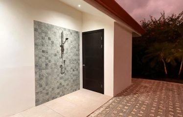 LANDSCAPE PROPERTY WITH POOL AND GUEST HOUSE CASA BLANCA, IN MATAPALO – 1.23 ACRES