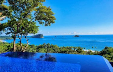 LUXURY PROPERTY WITH PANORAMIC OCEAN VIEWS, IN MANUEL ANTONIO – 1.53 ACRES