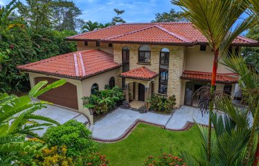 VILLA PACIFICA LUXURY PROPERTY WITH PANORAMIC OCEAN AND SUNSET VIEWS, IN DOMINICAL – 0.68 ACRES