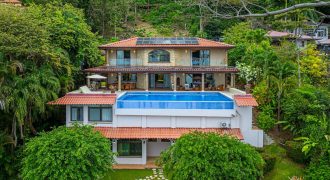 VILLA PACIFICA LUXURY PROPERTY WITH PANORAMIC OCEAN AND SUNSET VIEWS, IN DOMINICAL – 0.68 ACRES