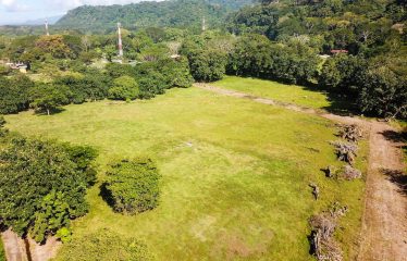 BUILDING PROPERTY IN A STEPS OF DOMINICAL BEACH, IN DOMINICAL – 3.8 ACRES