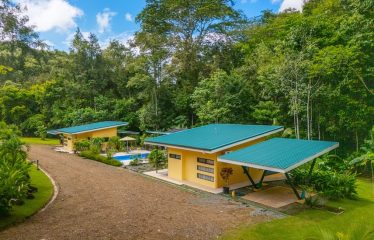 PROPERTY WITH PRINCIPAL HOUSE AND TWO VILLAS PROPERTY, IN OJOCHAL – 2.3 ACRES