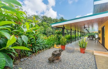 PROPERTY WITH PRINCIPAL HOUSE AND TWO VILLAS PROPERTY, IN OJOCHAL – 2.3 ACRES