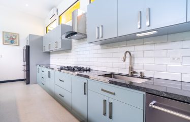 PROPERTY WITH PRINCIPAL HOUSE AND TWO VILLAS PROPERTY, IN OJOCHAL – 2.3 ACRES