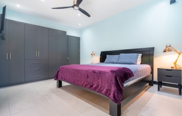 PROPERTY WITH PRINCIPAL HOUSE AND TWO VILLAS PROPERTY, IN OJOCHAL – 2.3 ACRES