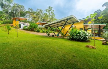 PROPERTY WITH PRINCIPAL HOUSE AND TWO VILLAS PROPERTY, IN OJOCHAL – 2.3 ACRES