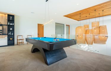 LUXURY PROPERTY WITH FIVE BEDROOM AND PANORAMIC VIEWS OF THE OCEAN, NEAR TO ESCALERAS – 1.36 ACRES