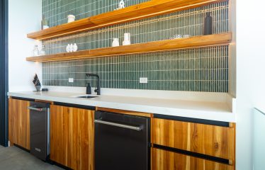 LUXURY PROPERTY WITH FIVE BEDROOM AND PANORAMIC VIEWS OF THE OCEAN, NEAR TO ESCALERAS – 1.36 ACRES