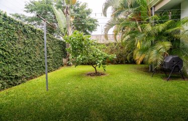 PROPERTY WITH A GUEST HOUSE, IN BAHIA BALLENA CENTER – 0.25 ACRES