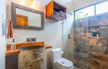 PROPERTY WITH A GUEST HOUSE, IN BAHIA BALLENA CENTER – 0.25 ACRES