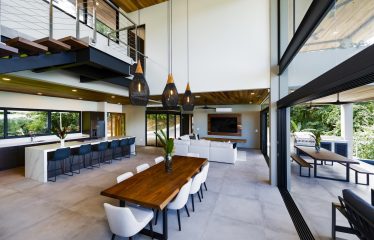 LUXURY JUNGLE PROPERTY WITH FOUR BEDROOMS AND OCEAN VIEWS, IN DOMINICALITO – 1.25 ACRES