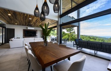 LUXURY JUNGLE PROPERTY WITH FOUR BEDROOMS AND OCEAN VIEWS, IN DOMINICALITO – 1.25 ACRES