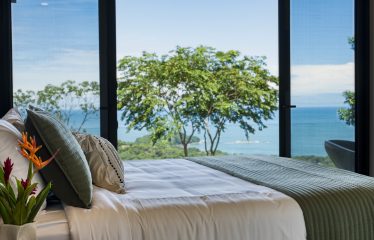 LUXURY JUNGLE PROPERTY WITH FOUR BEDROOMS AND OCEAN VIEWS, IN DOMINICALITO – 1.25 ACRES