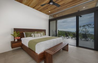 LUXURY JUNGLE PROPERTY WITH FOUR BEDROOMS AND OCEAN VIEWS, IN DOMINICALITO – 1.25 ACRES