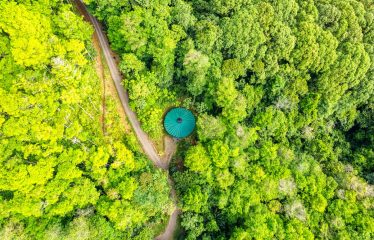 COMMERCIAL HOTEL PROPERTY WITH SIXTEEN BEDROOMS, IN LA TUMBAS TINAMASTES – 62 ACRES