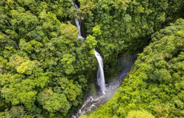 PROPERTY WITH A PANORAMIC VIEWS OF A MOUNTAINS AND WATERFALL, IN ALFOMBRA TINAMASTES – 21.34 ACRES
