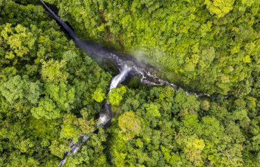 PROPERTY WITH A PANORAMIC VIEWS OF A MOUNTAINS AND WATERFALL, IN ALFOMBRA TINAMASTES – 21.34 ACRES