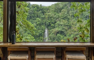 PROPERTY WITH A PANORAMIC VIEWS OF A MOUNTAINS AND WATERFALL, IN ALFOMBRA TINAMASTES – 21.34 ACRES