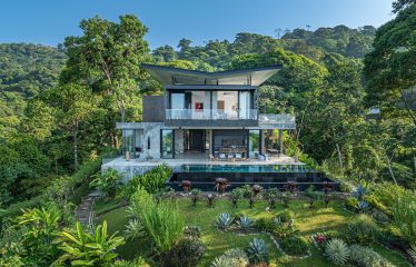 LUXURY PROPERTY WITH PANORAMIC VIEWS OF THE VALLEY AND OCEAN, IN COSTA VERDE – 4.13 ACRES