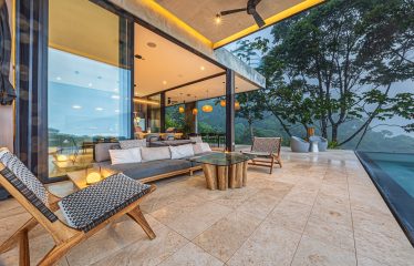LUXURY PROPERTY WITH PANORAMIC VIEWS OF THE VALLEY AND OCEAN, IN COSTA VERDE – 4.13 ACRES
