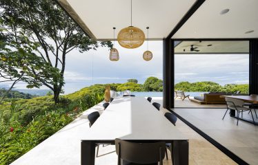 LUXURY PROPERTY WITH PANORAMIC VIEWS OF THE VALLEY AND OCEAN, IN COSTA VERDE – 4.13 ACRES