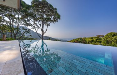 LUXURY PROPERTY WITH PANORAMIC VIEWS OF THE VALLEY AND OCEAN, IN COSTA VERDE – 4.13 ACRES