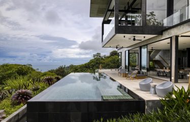 LUXURY PROPERTY WITH PANORAMIC VIEWS OF THE VALLEY AND OCEAN, IN COSTA VERDE – 4.13 ACRES