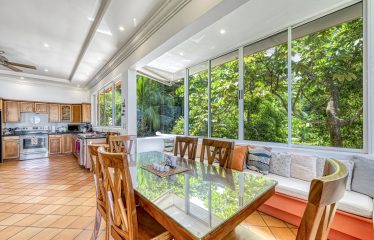 LUXURY PROPERTY WITH FOUR BEDROOMS AND OCEAN VIEWS – 0.26 ACRES