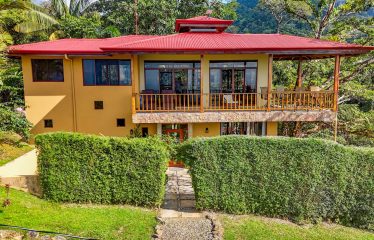 JUNGLE PROPERTY WITH A GUEST HOUSE, IN TRES RIOS – 6.5 ACRES