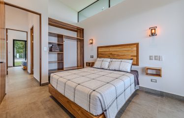 LUXURY PROPERTY WITH SOLAR POWERED AND VALLEY VIEWS, IN TRES RIOS – 11. 7 ACRES