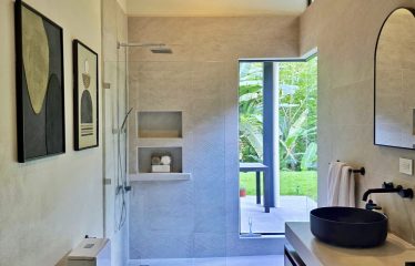 LUXURY PROPERTY WITH TREES VIEWS, IN OJOCHAL – 1.8 ACRES