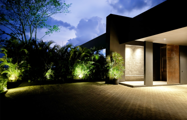 BLACK HOUSE JUNGLE PROPERTY, IN UVITA – 4.32 ACRES