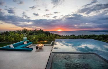 BEAUTIFUL PROPERTY WITH OCEAN FRONT VIEWS, IN QUEPOS – 0.70 ACRES