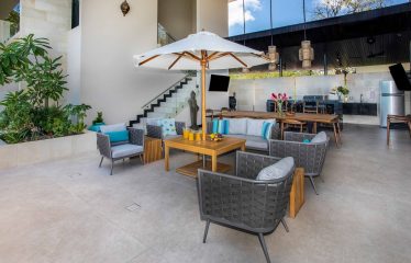 BEAUTIFUL PROPERTY WITH OCEAN FRONT VIEWS, IN QUEPOS – 0.70 ACRES