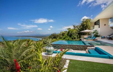 BEAUTIFUL PROPERTY WITH OCEAN FRONT VIEWS, IN QUEPOS – 0.70 ACRES