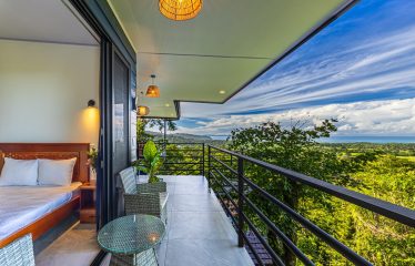 TWO FLOOR PROPERTY WITH VALLEY AND OCEAN VIEWS, IN UVITA – 0.75 ACRES