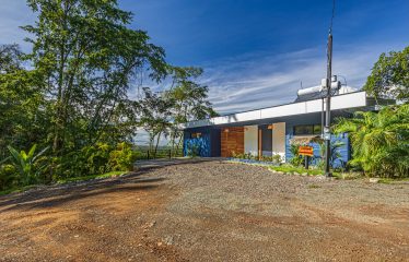 TWO FLOOR PROPERTY WITH VALLEY AND OCEAN VIEWS, IN UVITA – 0.75 ACRES