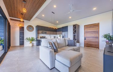 TWO FLOOR PROPERTY WITH VALLEY AND OCEAN VIEWS, IN UVITA – 0.75 ACRES