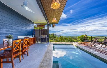 TWO FLOOR PROPERTY WITH VALLEY AND OCEAN VIEWS, IN UVITA – 0.75 ACRES