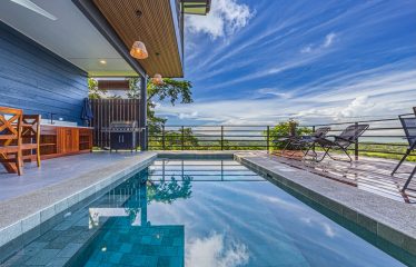 TWO FLOOR PROPERTY WITH VALLEY AND OCEAN VIEWS, IN UVITA – 0.75 ACRES