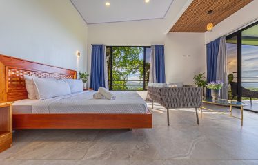 TWO FLOOR PROPERTY WITH VALLEY AND OCEAN VIEWS, IN UVITA – 0.75 ACRES