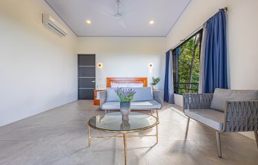 TWO FLOOR PROPERTY WITH VALLEY AND OCEAN VIEWS, IN UVITA – 0.75 ACRES