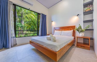 TWO FLOOR PROPERTY WITH VALLEY AND OCEAN VIEWS, IN UVITA – 0.75 ACRES