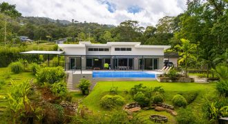 PROPERTY WITH THREE BEDROOM AND GARDEN, IN UVITA – 1.33 ACRES