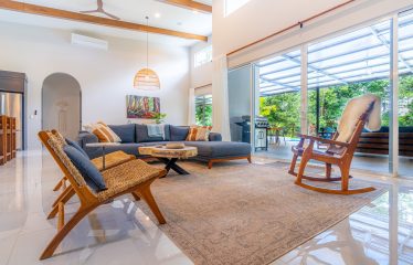 PROPERTY WITH THREE BEDROOM AND GARDEN, IN UVITA – 1.33 ACRES