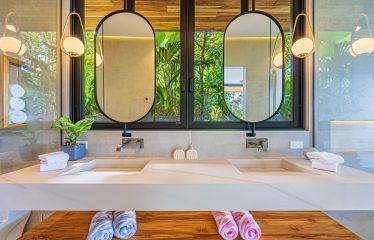 CASA KOBO PROPERTY IN THE MIDDLE OF THE NATURE WITH THREE BEDROOMS, IN PLAYA HERMOSA – 1.23 ACRES