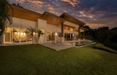 PROPERTY WITH VALLEY VIEWS, IN ESCALERAS – 1.58 ACRES