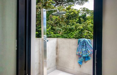 LUXURY PROPERTY WITH MOUNTAINS VIEWS, IN QUEPOS – 1.32 ACRES